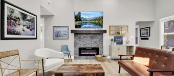 Chef's Kitchen and Hot Tub at Nymph's Haven