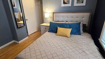 5 bedrooms, in-room safe, travel crib, WiFi