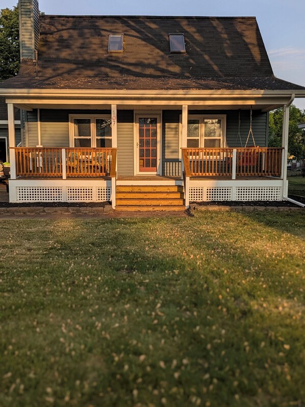 Exterior detail - Our Escape - East Tawas (East Tawas)