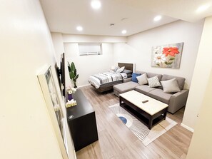 2 bedrooms, in-room safe, iron/ironing board, WiFi