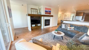 Smart TV, lareira, escritórios