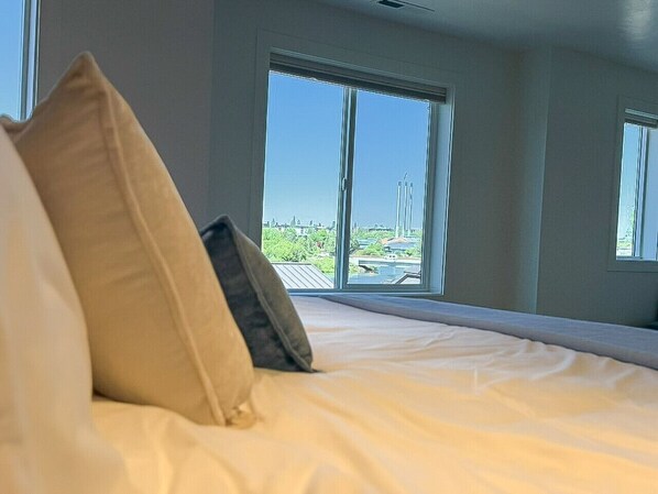 3 chambres, bureau, fer et planche à repasser, Wi-Fi gratuit