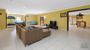 Unclassified image, 5 of 28, button - Studio 37 – Family-Friendly Beachside Retreat (Lancelin)