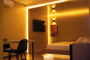 Superior Suite, 1 King Bed | Living area - Motel Chavelle (Sao Jose dos Pinhais)