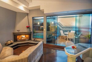 1 habitación, espacio para trabajar con laptop y wifi gratis 