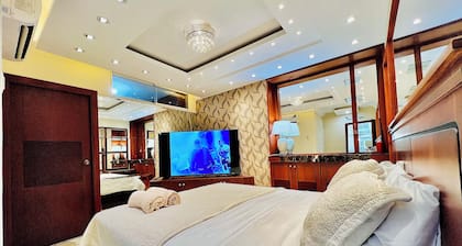 Charming 1-bedroom apartment with WiFi, AC in wonderful Machala