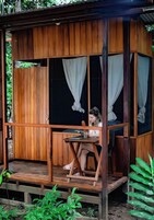 1 habitación y espacio para trabajar con laptop 