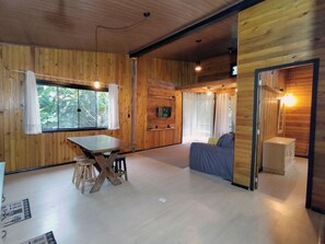 로맨틱 캐빈, 강 전망 | 다이닝룸