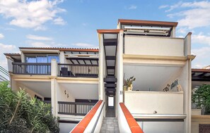 Exterior - Beach front home in Saint-Cyprien Plage (Saint-Cyprien Plage)