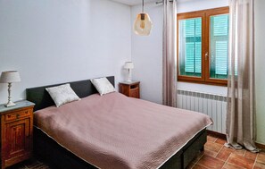 3 bedrooms, free WiFi