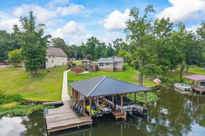 Exterior - Dockside Dream on Lake Sinclair – Swimming Dock, Porch Views & Room for Everyone (Milledgeville)