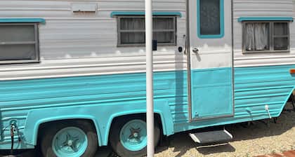 "Evelyn Mae" a charming 1974 vintage Coachman camper
