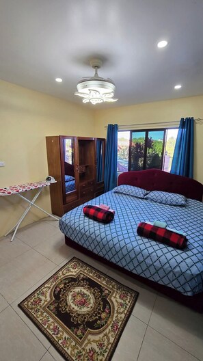 2 bedrooms, iron/ironing board, WiFi, bed sheets - HASMATULLAH HOLIDAY APARTMENT 2-bedroom with WiFi & AC in delightful Sigatoka (Sigatoka)