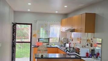 Microwave, oven, stovetop