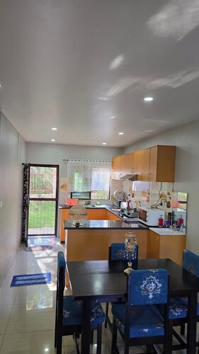 HASMATULLAH HOLIDAY APARTMENT 2-bedroom with WiFi & AC in delightful Sigatoka