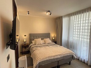 1 chambre, fer et planche à repasser, Wi-Fi gratuit, draps fournis