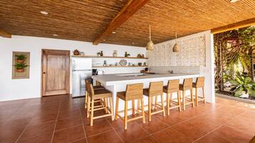 Kitchen seating