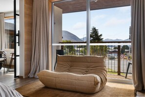 Interior - Alp Studios Apartment 2 (Wānaka)