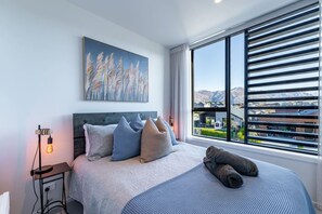 4 chambres, fer et planche à repasser, lit parapluie, Wi-Fi