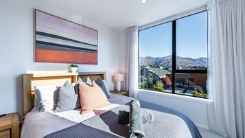 4 Schlafzimmer, Bügeleisen/Bügelbrett, Reisekinderbett, WLAN