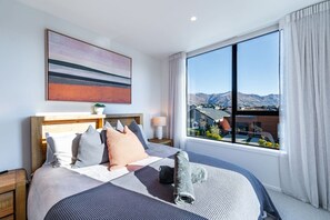 4 bedrooms, iron/ironing board, travel cot, WiFi