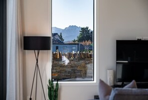 Fernseher, Stereoanlage