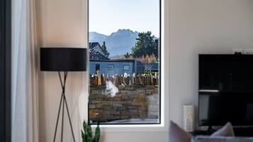 Fernseher, Stereoanlage