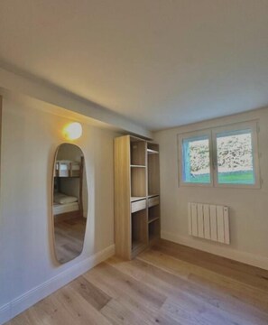 3 Schlafzimmer, Bügeleisen/Bügelbrett, kostenloses WLAN, Bettwäsche