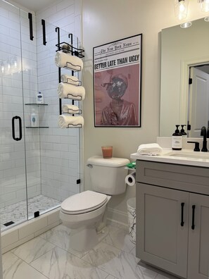 Shower, hair dryer, towels, soap - New Construction Luxe 1-bedroom condo in Oxford close to Ole Miss Campus! (Oxford)