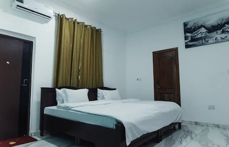 Tabla de planchar con plancha