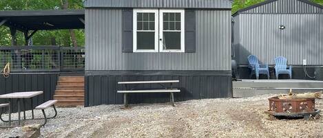 屋外ダイニングエリア