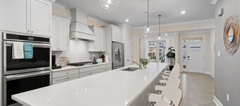 Ocean View Getaway - Pool & Grill