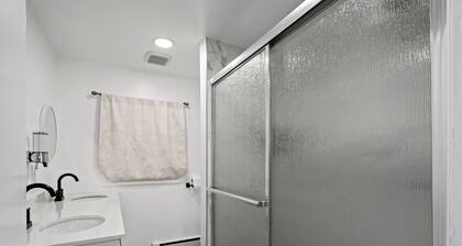 Woodland Apartment Midtown Anchorage