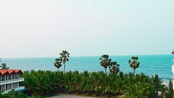 Deluxe Double Room, Beach View | Terrace/patio