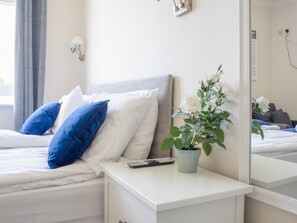 Bedroom - The Croft House Portree by Interhome (Mid Skye)