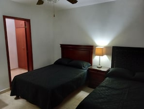 2 camere, ferro/asse da stiro, Wi-Fi, lenzuola