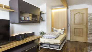 Rumah | 1 kamar tidur dan dilengkapi dengan perabotan berbeda-beda