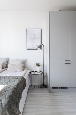 Estudio Confort, vista a la ciudad | Tabla de planchar con plancha y wifi gratis