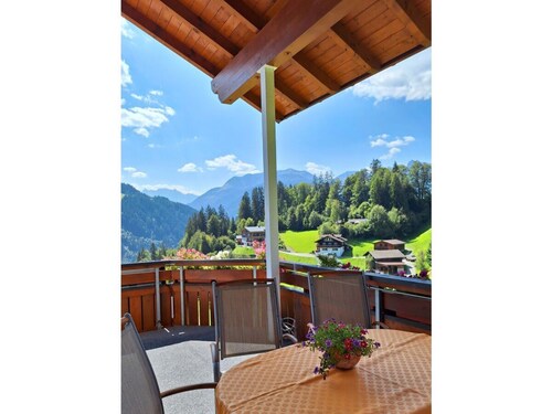 Scenic Mountain Stay in Bartholomaberg