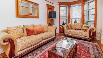 Smart TV, books, music library, stereo