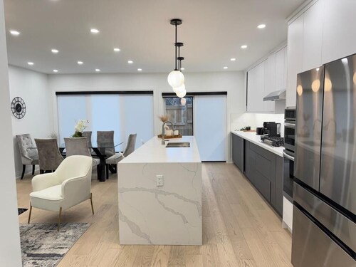 Lakeside Gem - Frenchman's Bay