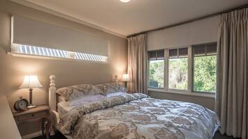 1 多间卧室、熨斗/熨衣板、WiFi、床单