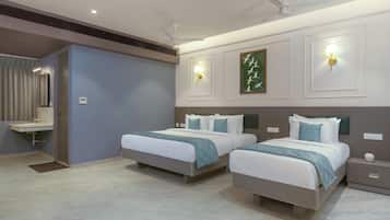 Schreibtisch, laptopgeeigneter Arbeitsplatz, kostenloses WLAN