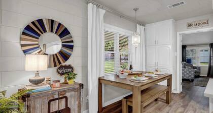 Cottage on Lake LBJ: Boat Ramp, Lake Access, Games