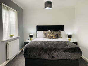 House, Non Smoking, Garden View | Free WiFi - Fishermans House (Grimsby)