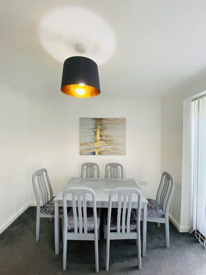 Casa, no fumadores, vistas al jardín | Interior