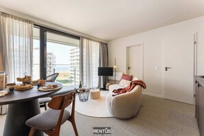 TV, stereo, offices
