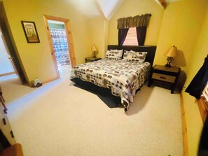 4 bedrooms, iron/ironing board, travel cot, WiFi