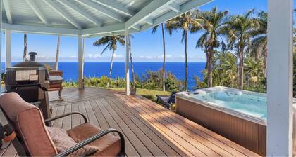 Country Oceanfront 5-bedroom house in Ookala