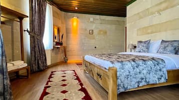 Junior Room, City View | 1 bedroom, free WiFi